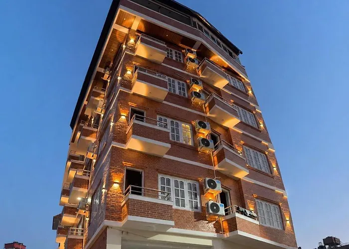 Happy Hotel